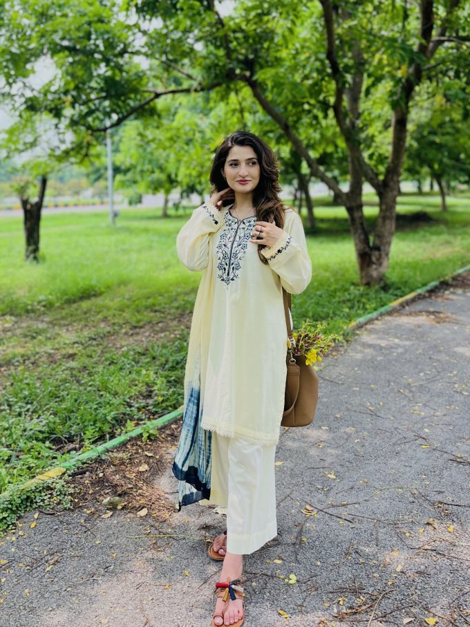 Women Dress by Zaibtan Prets