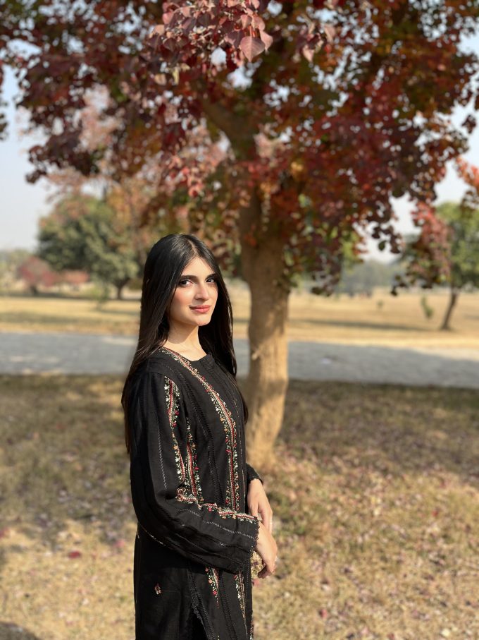 Sehar - A Classic Black Canvas