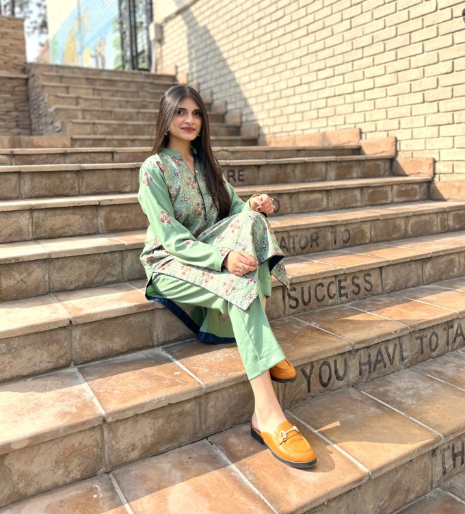 Aaab - Minty Grace with a Pop of Sunshine